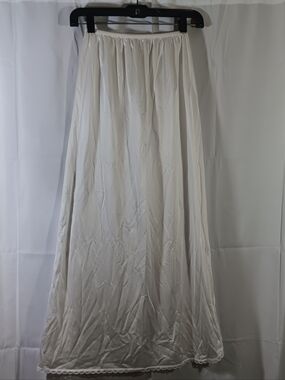 Vintage Wondermaid Womens Small Long Half Slip Side Slit Lace Trim Made In USA